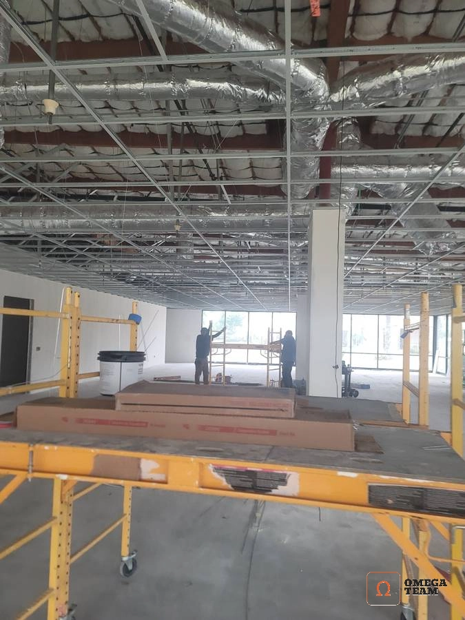 755-SHOW ROOM