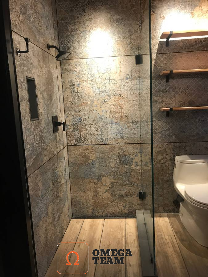 L-SHOWER W-GLASSWALL